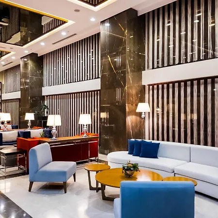 מלון Angel's Park 4*