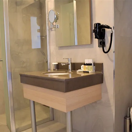 Angel's Park 酒店 代尼兹利