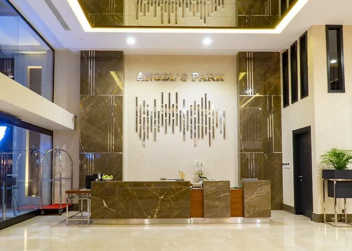 Angel's Park Hotel 4*