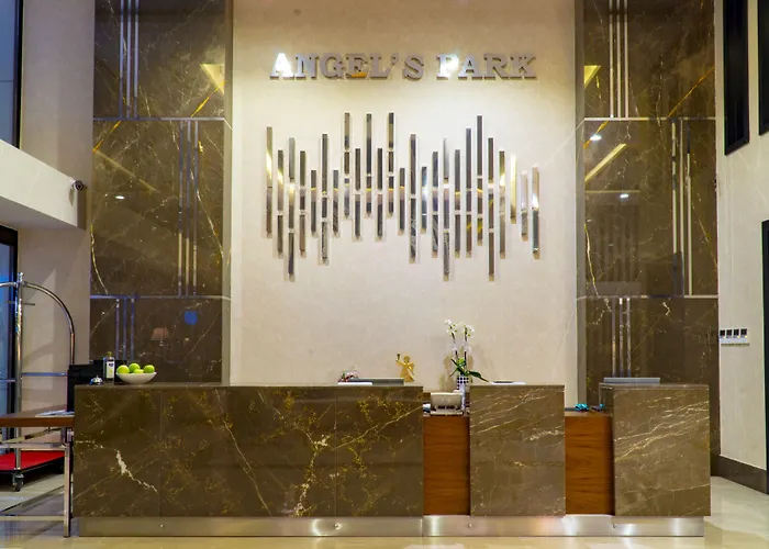 Angel's Park Hotel 4*