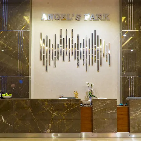 Angel's Park Hotel 4*