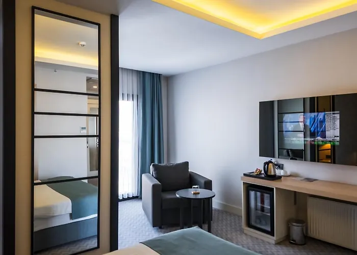 Angel's Park Hotel 4*